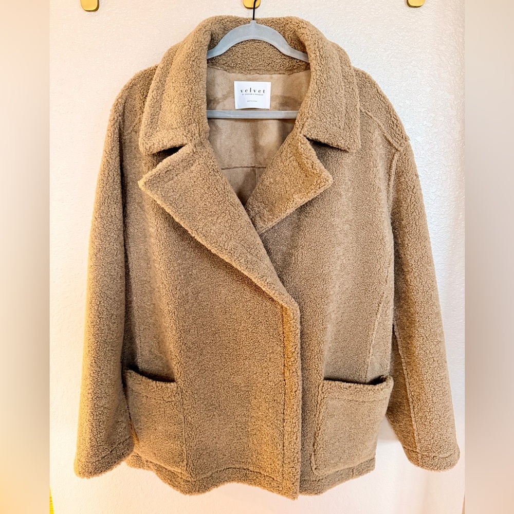 Velvet by Graham & Spencer Women's Cozy Tan Teddy Coat in size XL - never worn!